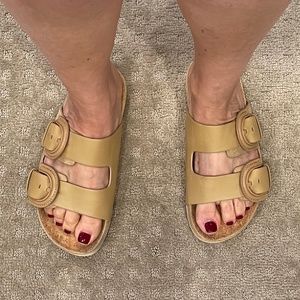Vince sandals